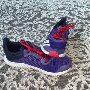Girls Adidas Sneakers (PERFECT CONDITION)